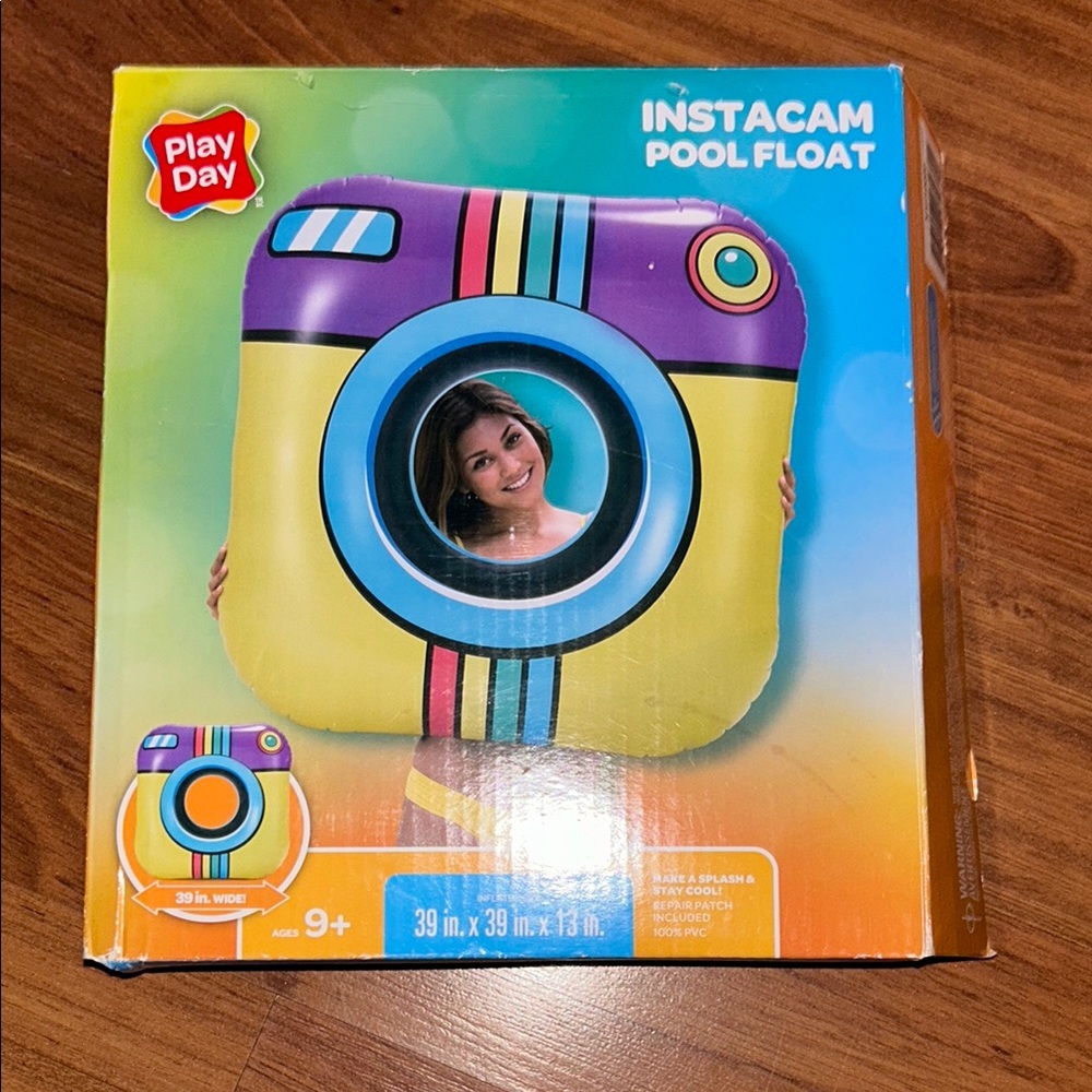 Instacam Pool Float - Yellow and Purple